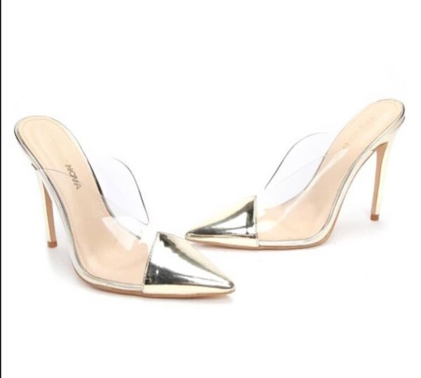 Cover Heels